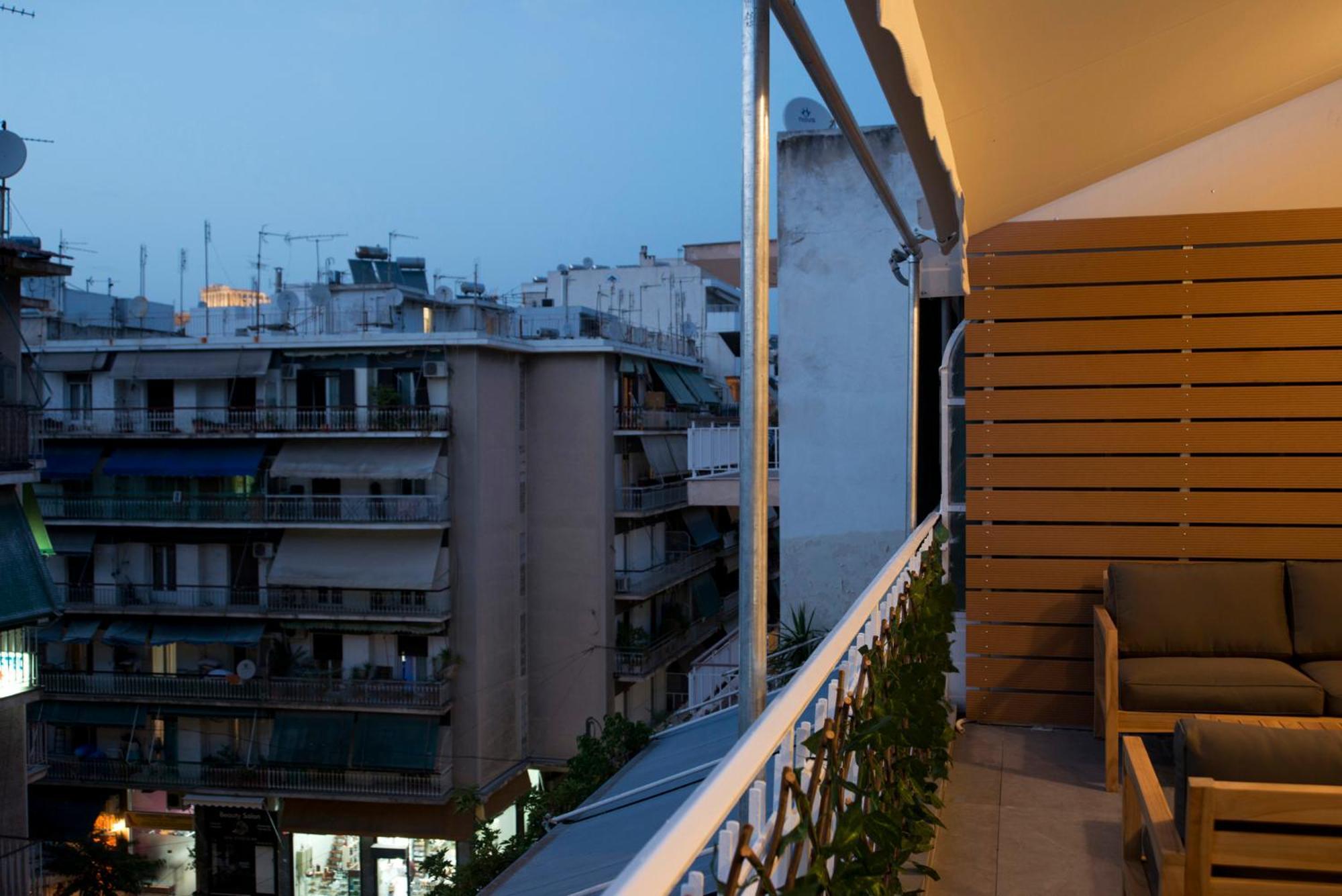 Urban Allure Athena Bagian luar foto